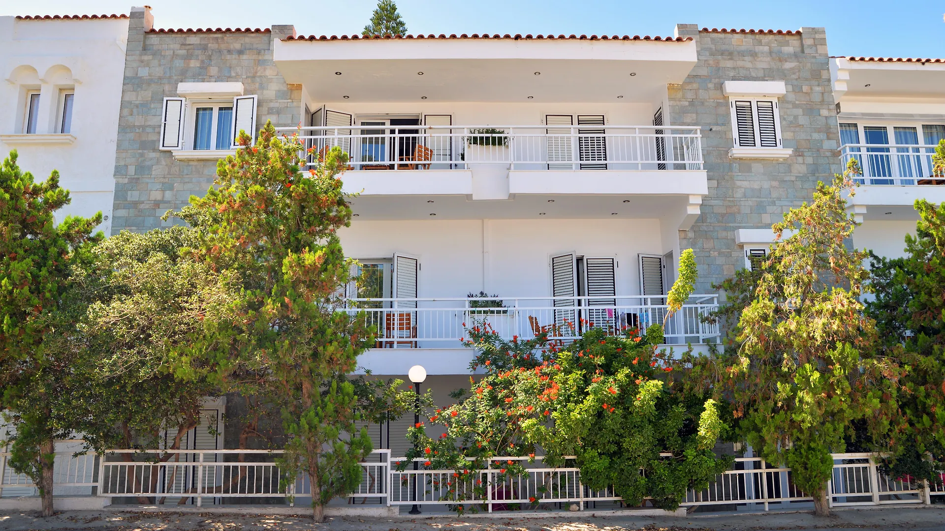Aparthotel Hotel Anna Apartments Kokkini Hani