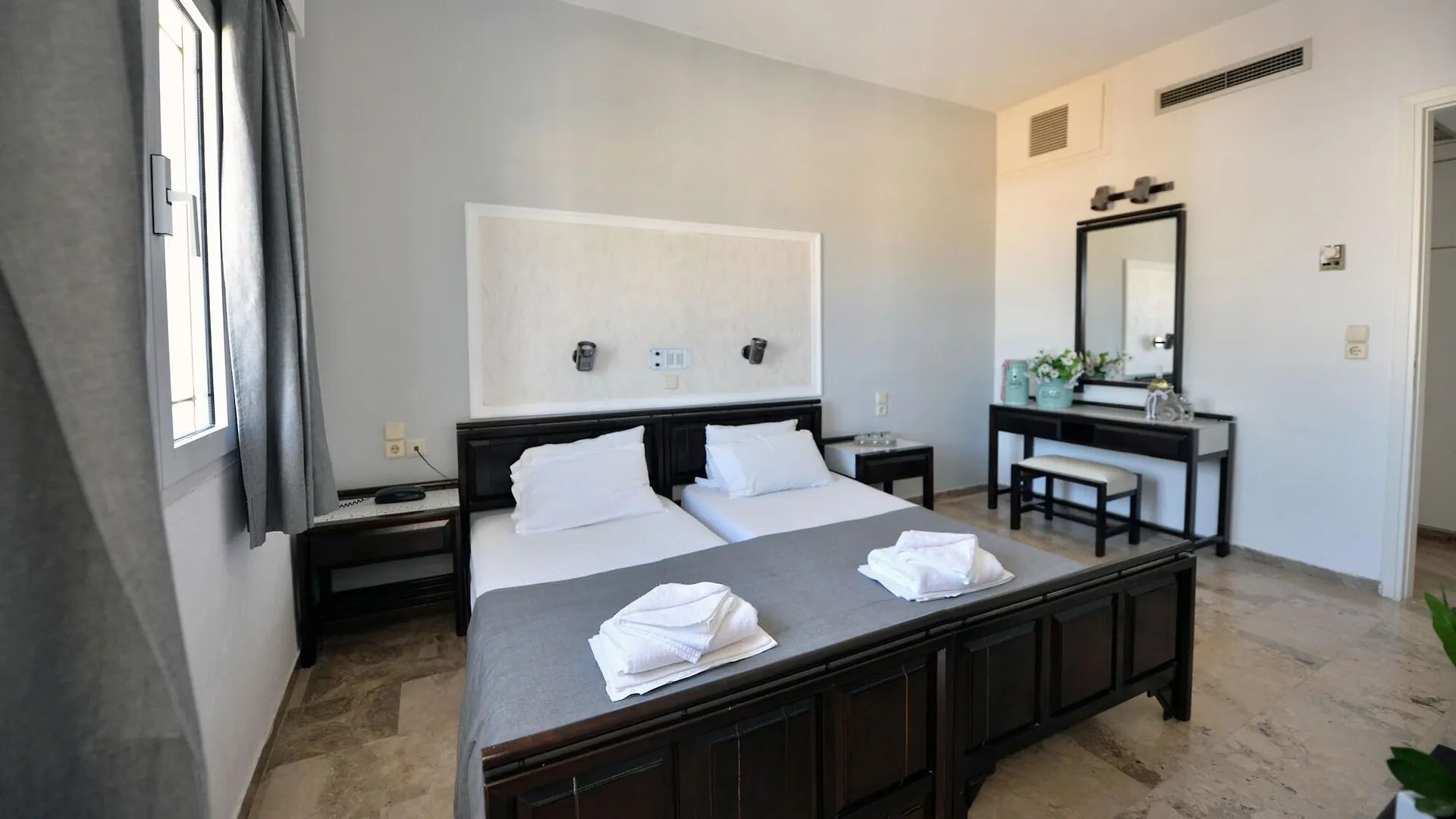 Hotel Anna Apartments Kokkini Hani